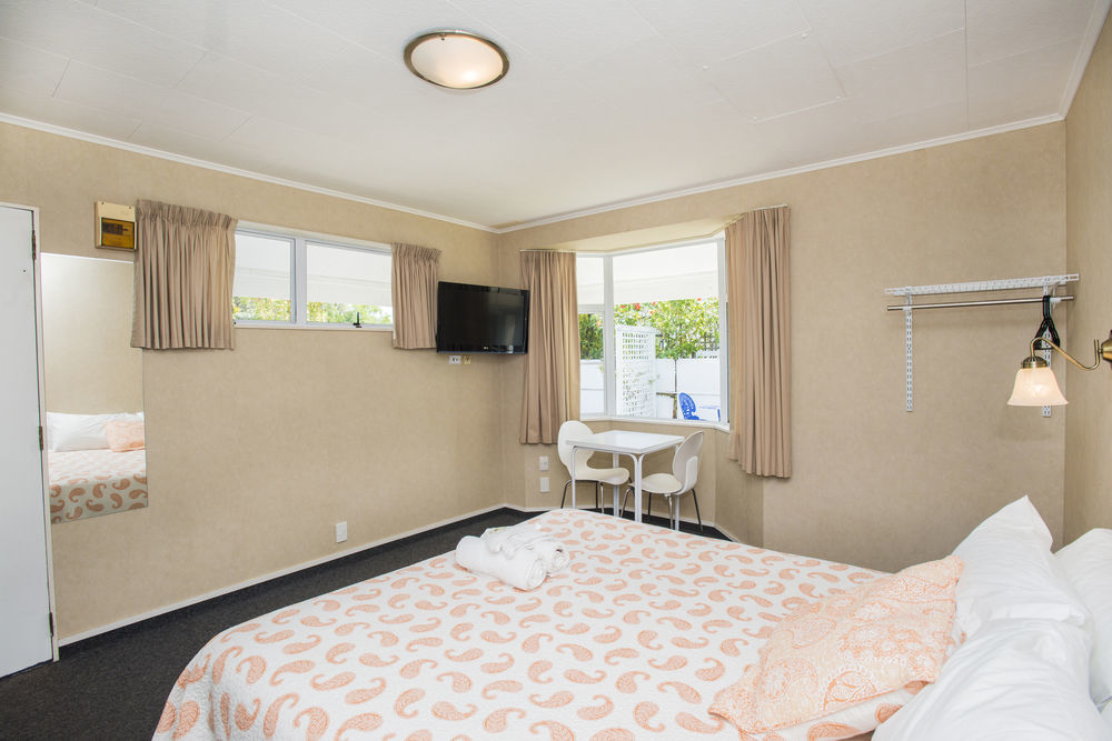 Colonial On Gladstone Motel Gisborne Ngoại thất bức ảnh